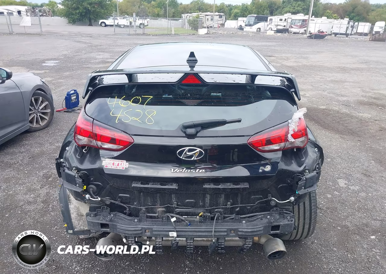 2022 Hyundai Veloster N VIN:KMHT36AH4NU013308 - 17