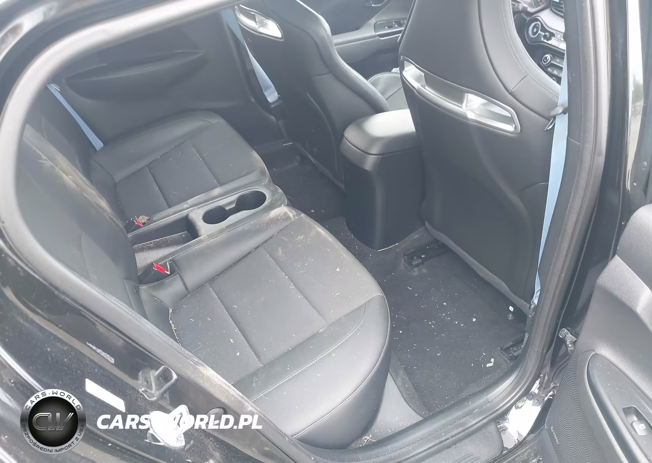 2022 Hyundai Veloster N VIN:KMHT36AH4NU013308 - 8