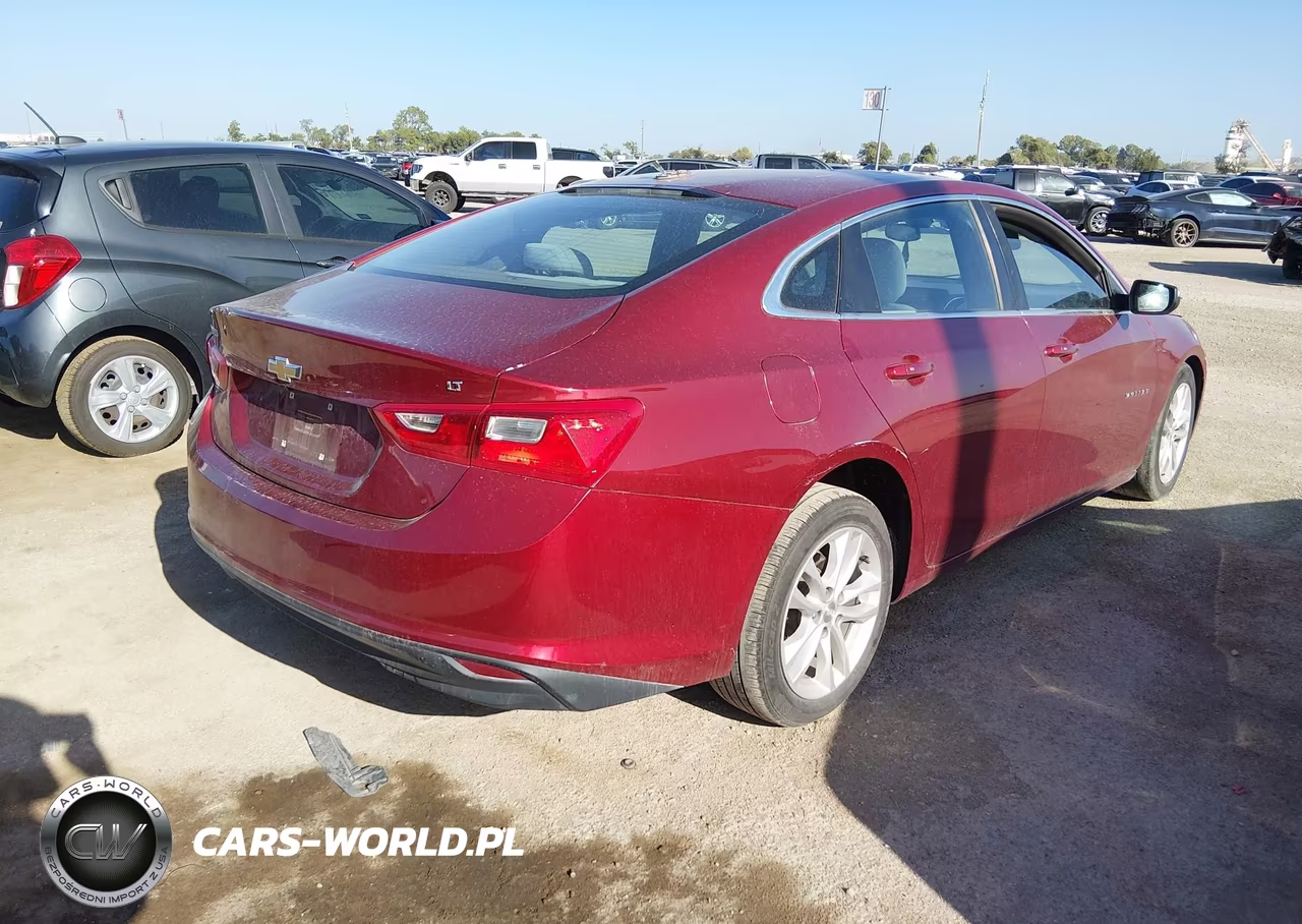 2017 Chevrolet Malibu 1Lt VIN:1G1ZE5STXHF180585 - 4