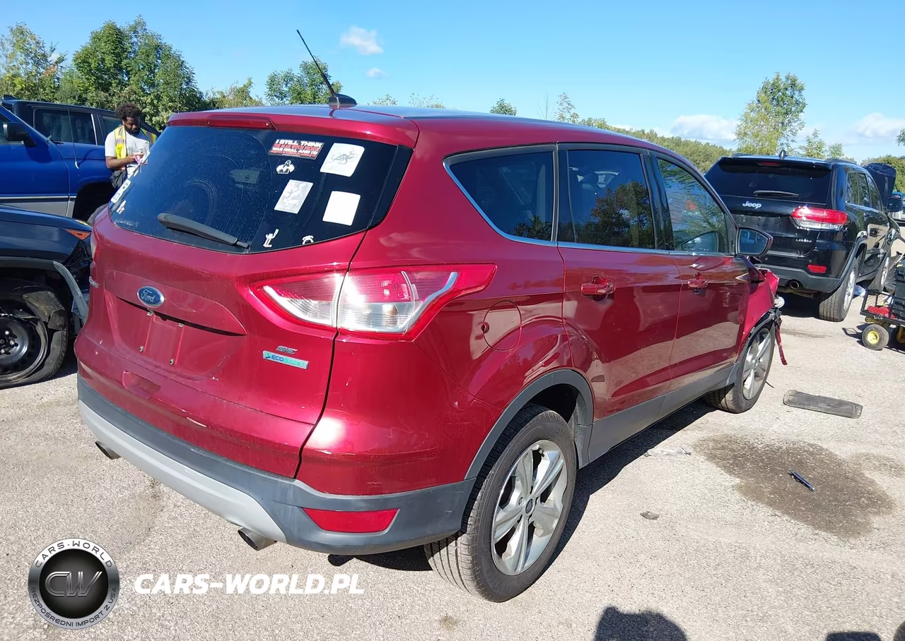2015 Ford Escape Se VIN:1FMCU0GX6FUC10412 - 4