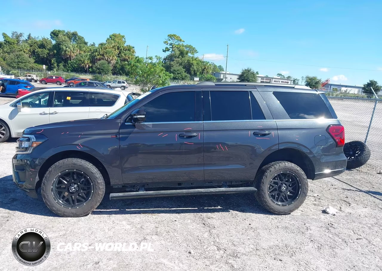 2024 Ford Expedition Limited VIN:1FMJU2A89REA73324 - 14