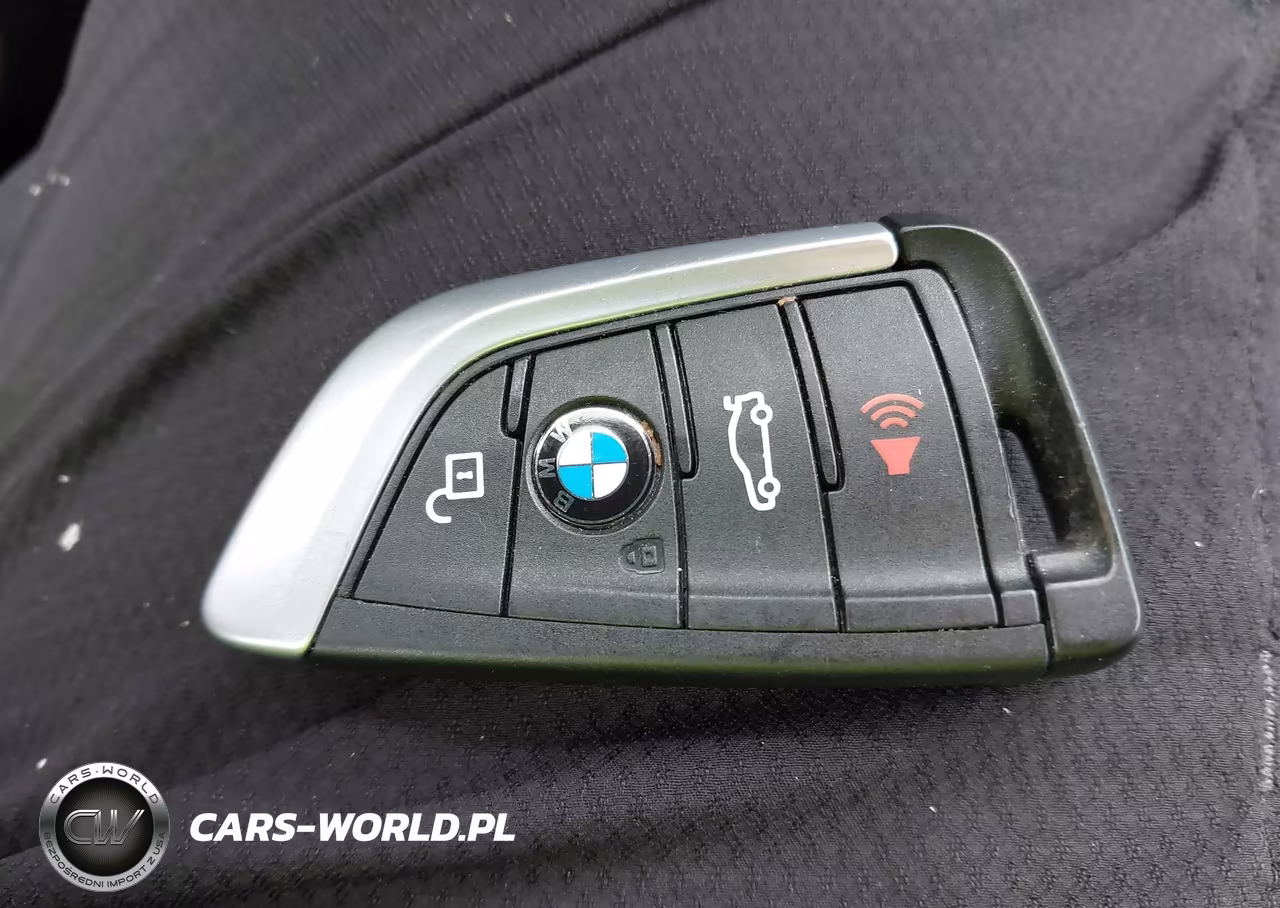 2019 BMW X3 Sdrive30I VIN:5UXTR7C55KLF31295 - 11