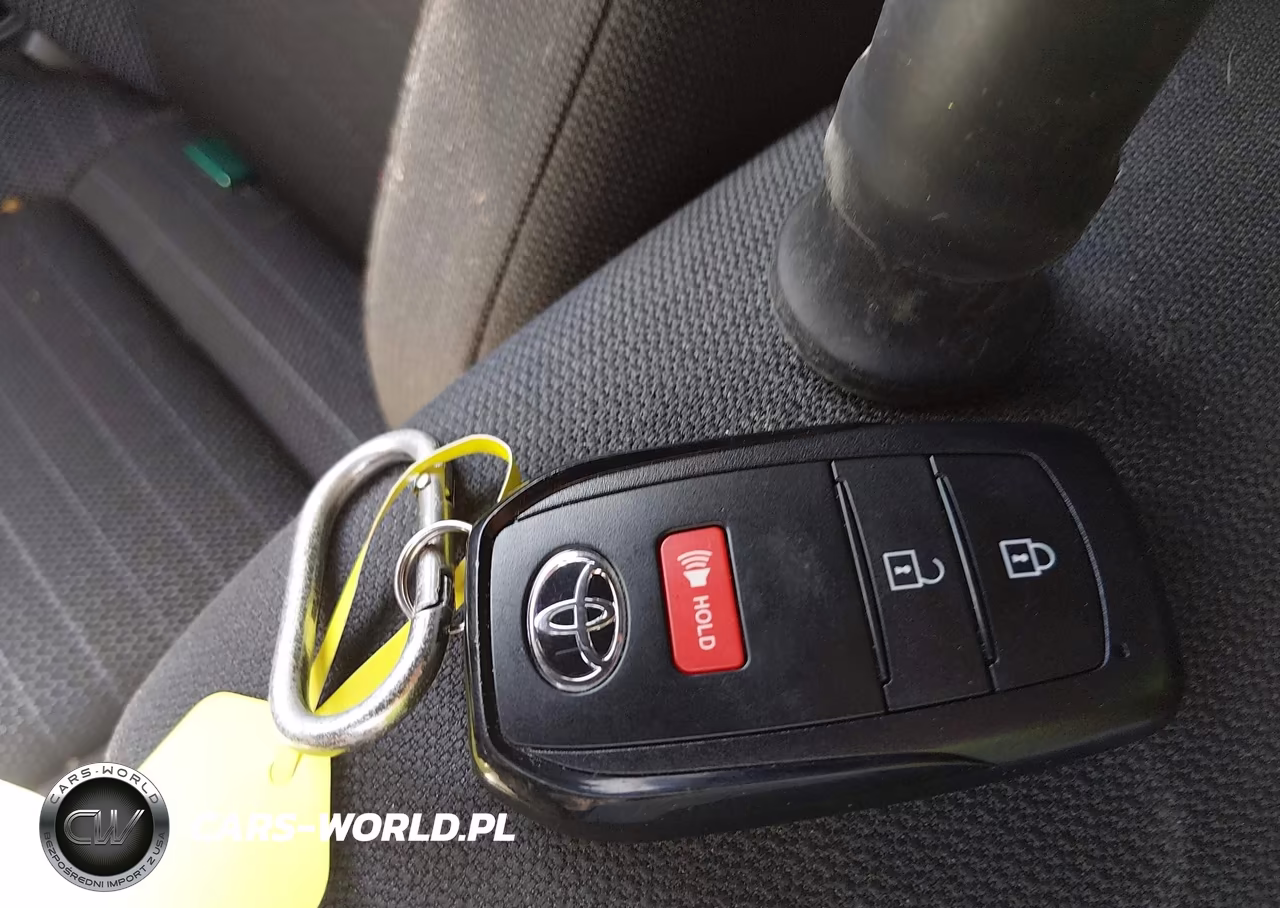 2026 Toyota Corolla Cross Hybrid Se VIN:7MUFBABGXTV099924 - 11