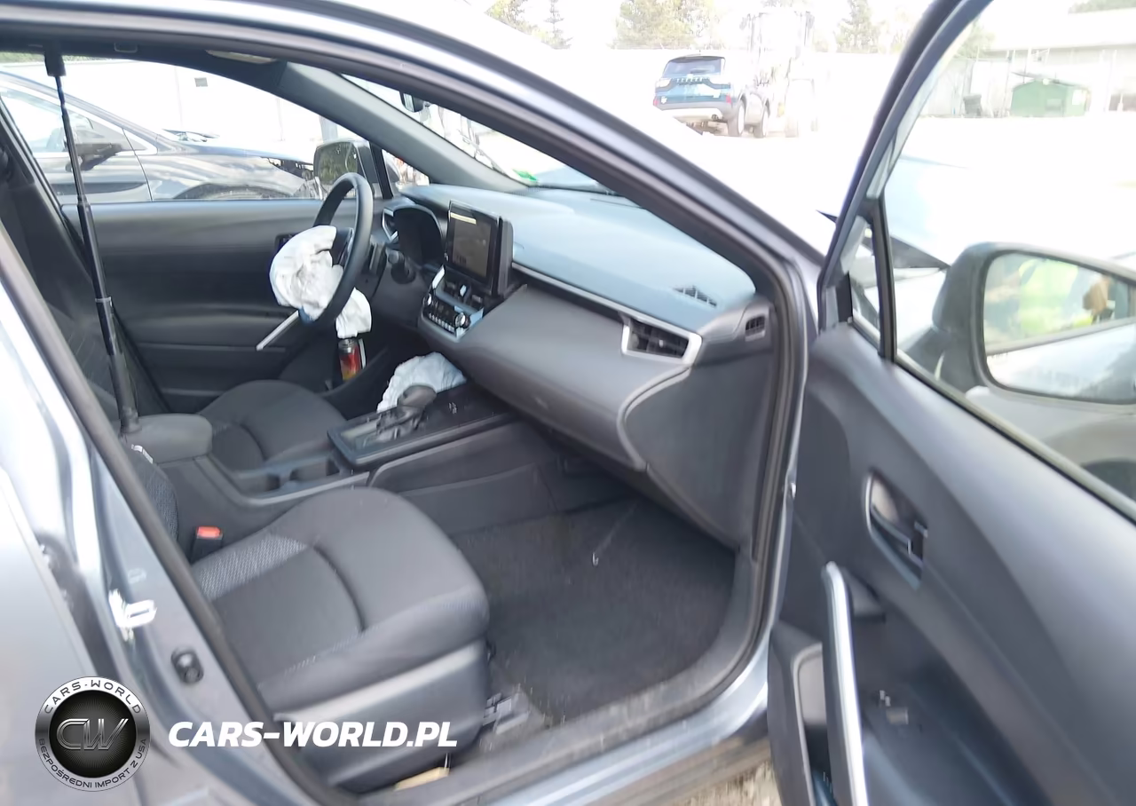 2026 Toyota Corolla Cross Hybrid Se VIN:7MUFBABGXTV099924 - 5