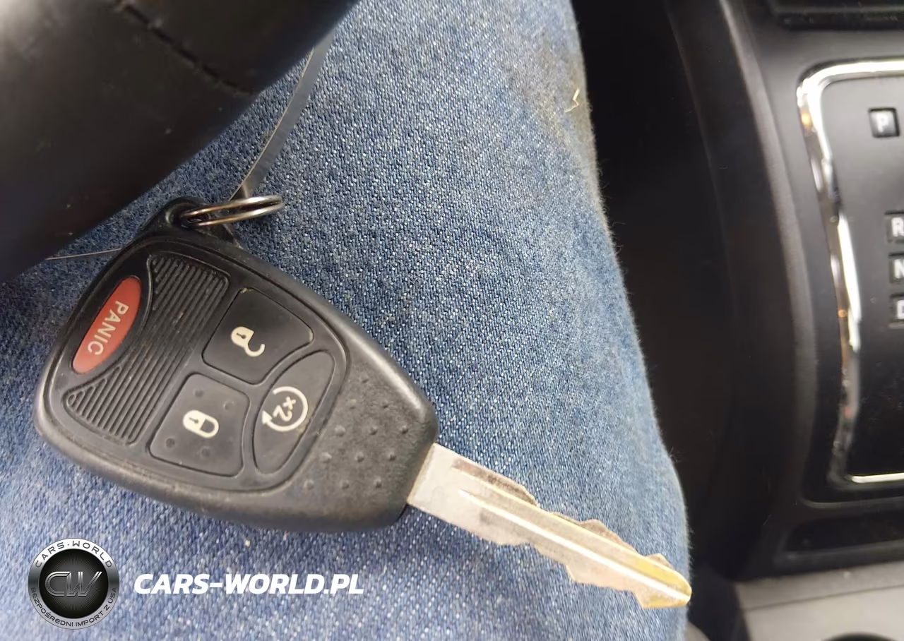 2013 Jeep Compass Latitude VIN:1C4NJDEB8DD274680 - 11