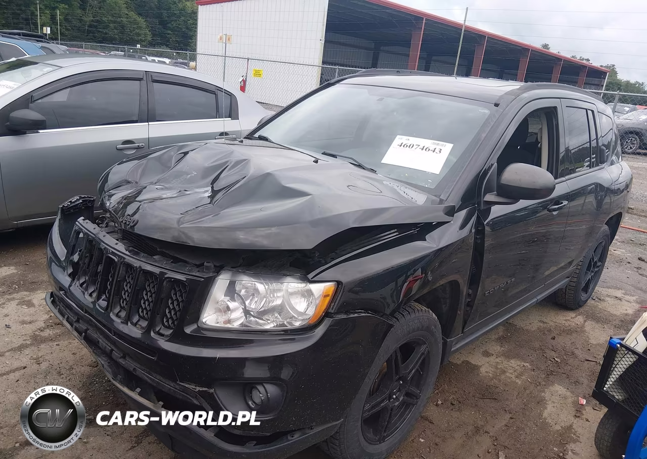 2013 Jeep Compass Latitude VIN:1C4NJDEB8DD274680 - 2