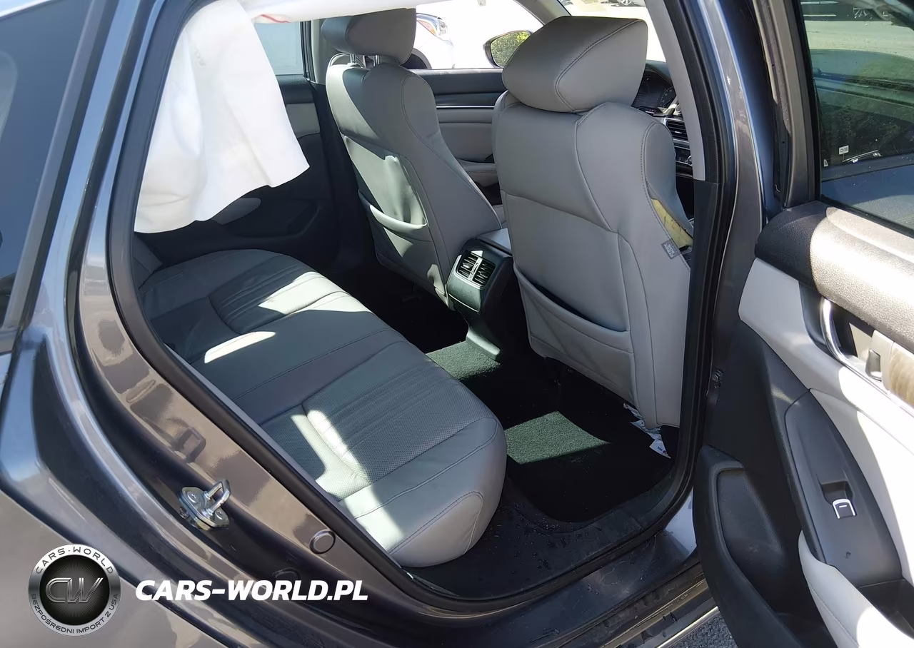 2018 Honda Accord Ex-L VIN:1HGCV1F58JA185113 - 8