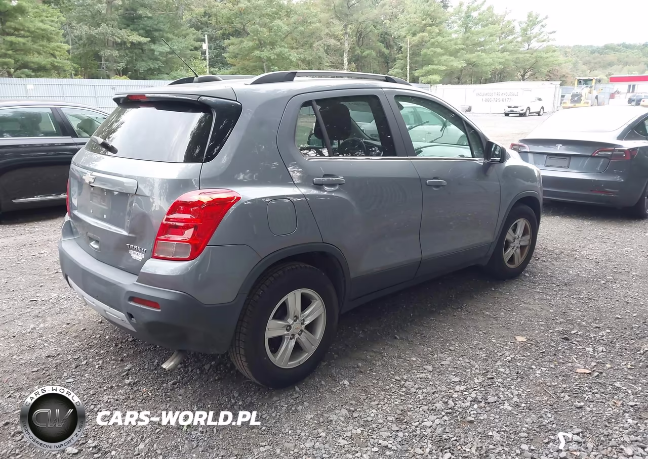 2015 Chevrolet Trax Lt VIN:KL7CJLSB8FB184883 - 4