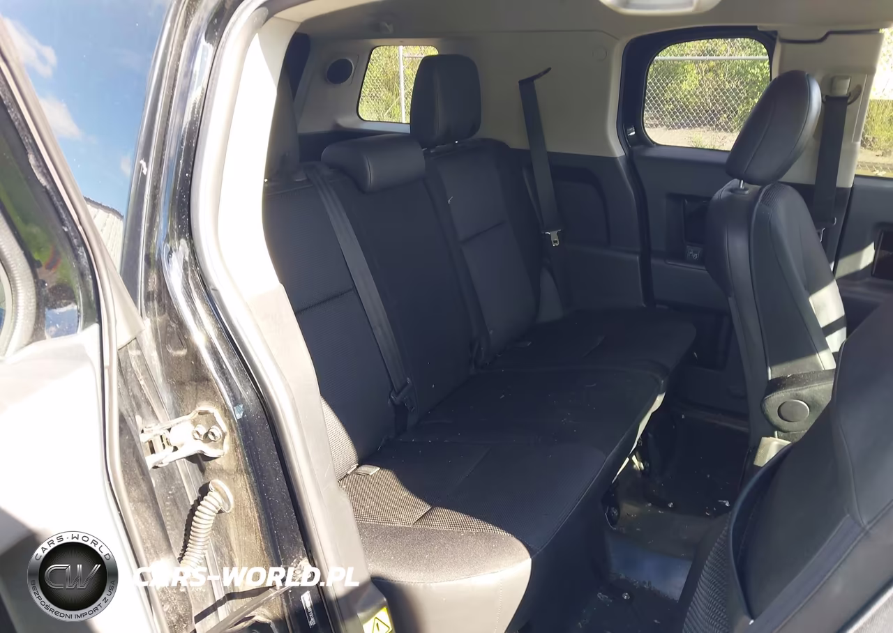 2012 Toyota Fj Cruiser VIN:JTEBU4BF1CK146501 - 8