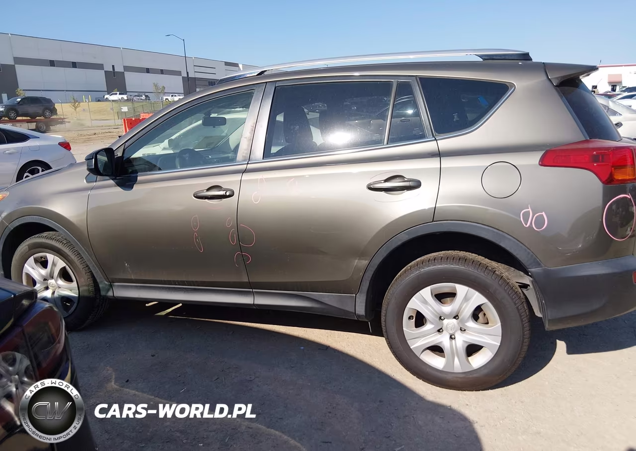 2015 Toyota Rav4 Le VIN:JTMZFREV6FD075186 - 14
