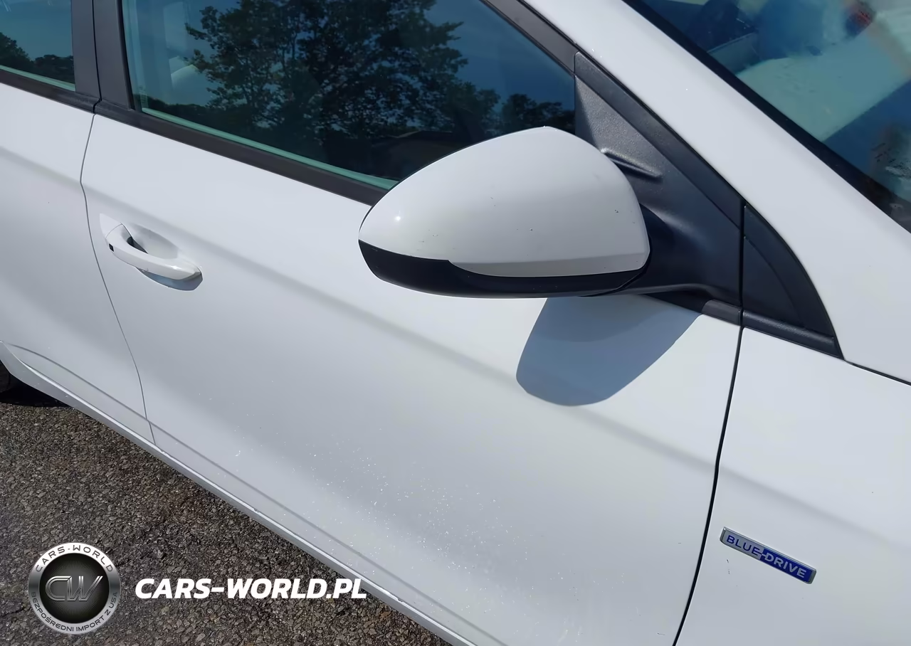 2020 Hyundai Ioniq Hybrid Blue VIN:KMHC65LC4LU233564 - 14