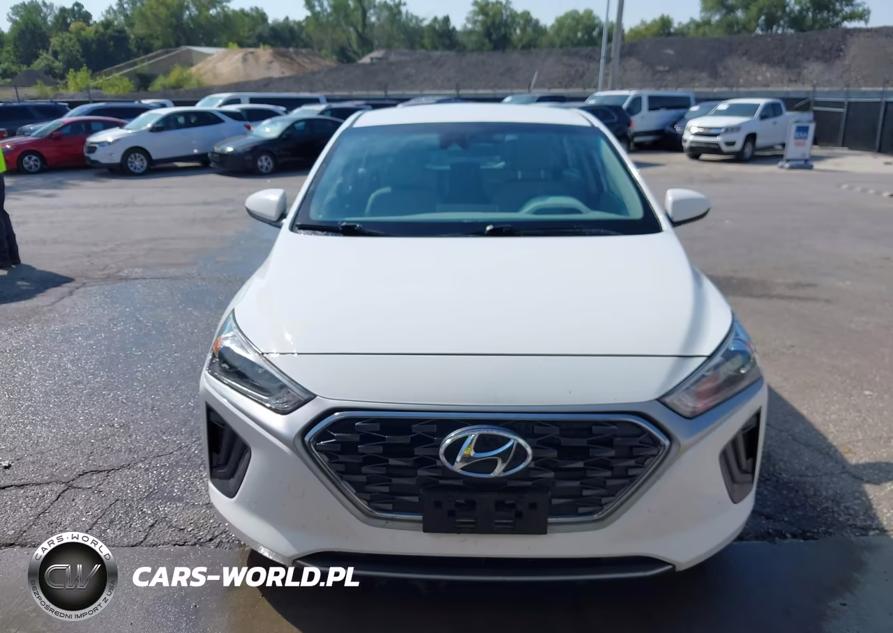 2020 Hyundai Ioniq Hybrid Blue VIN:KMHC65LC4LU233564 - 17