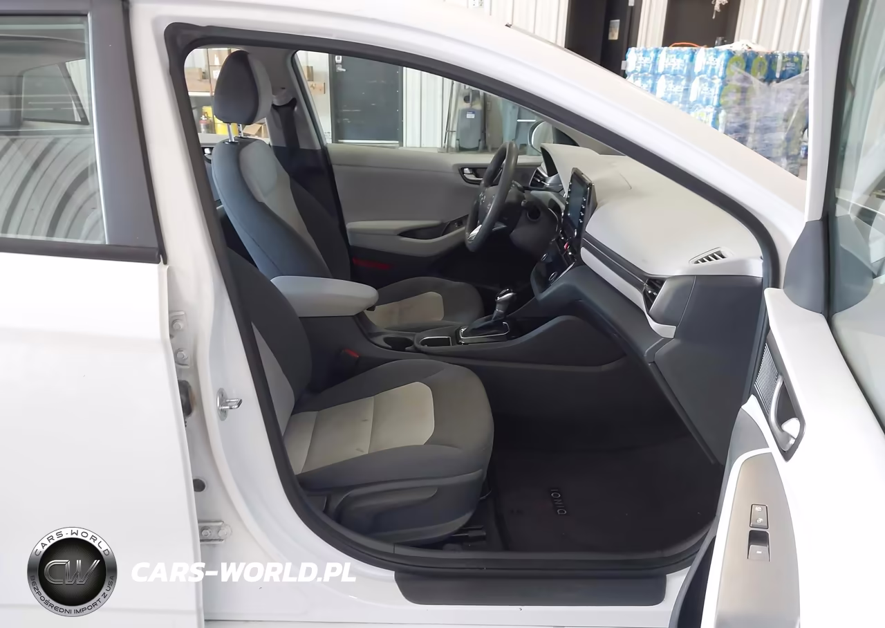 2020 Hyundai Ioniq Hybrid Blue VIN:KMHC65LC4LU233564 - 5