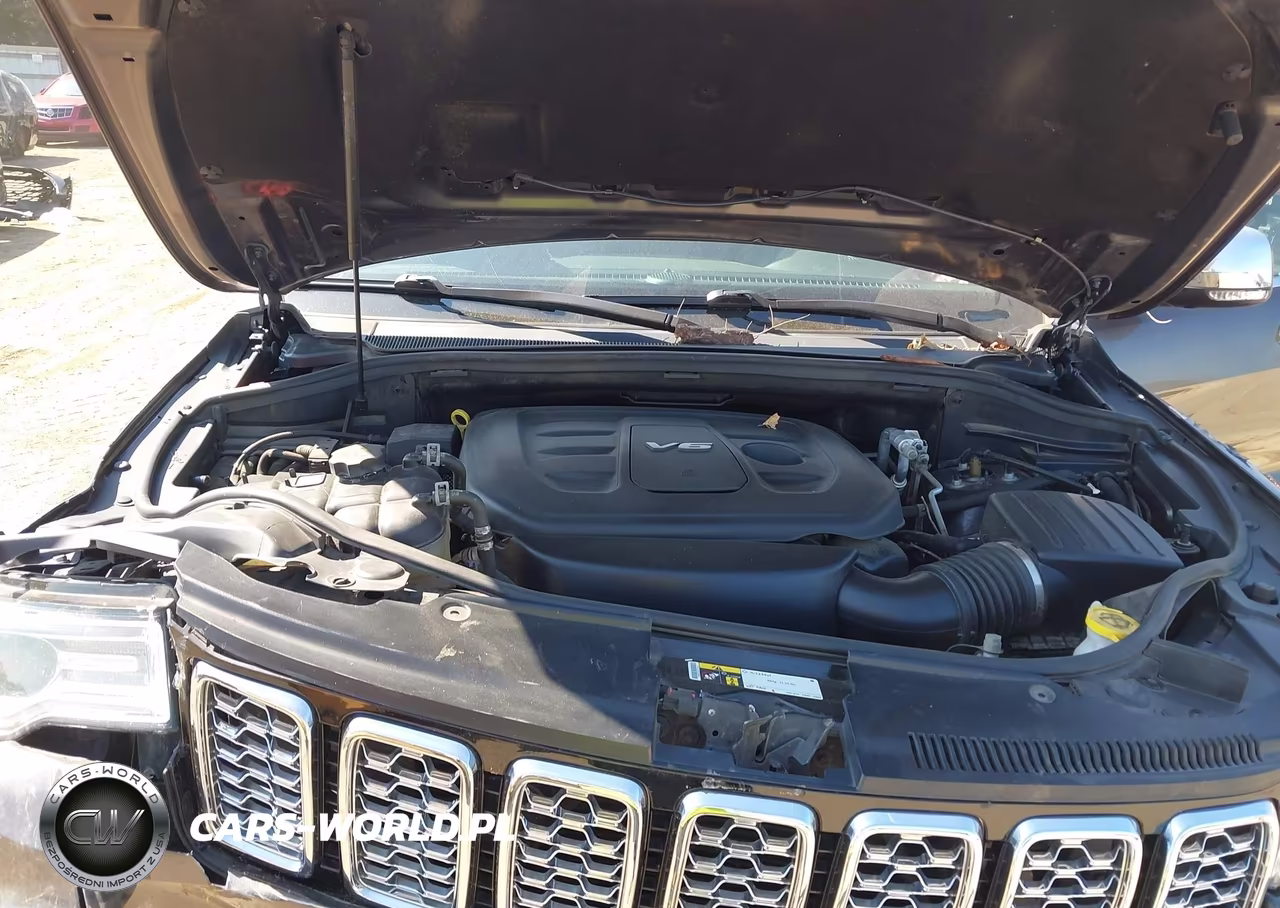 2018 Jeep Grand Cherokee Overland 4X4 VIN:1C4RJFCG9JC314486 - 10