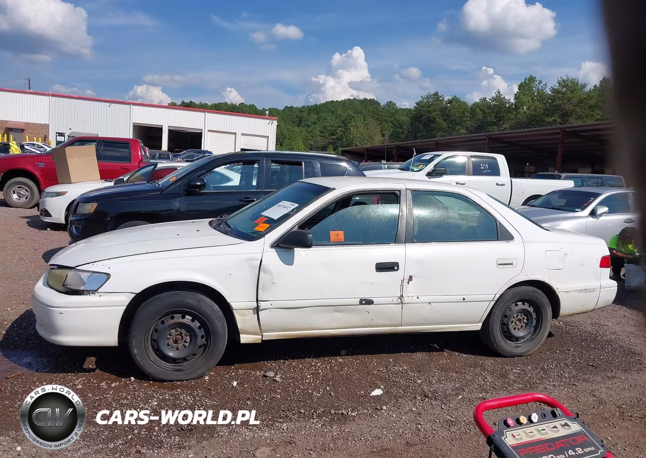 2001 Toyota Camry Le VIN:4T1BG22K31U822621 - 19