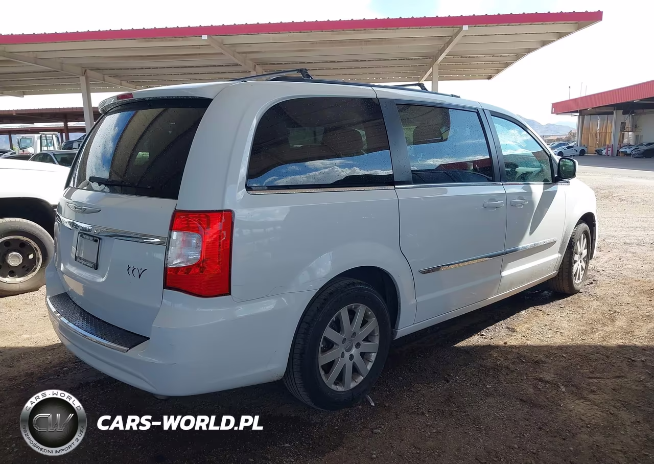 2014 Chrysler Town & Country Touring VIN:2C4RC1BG4ER440332 - 4