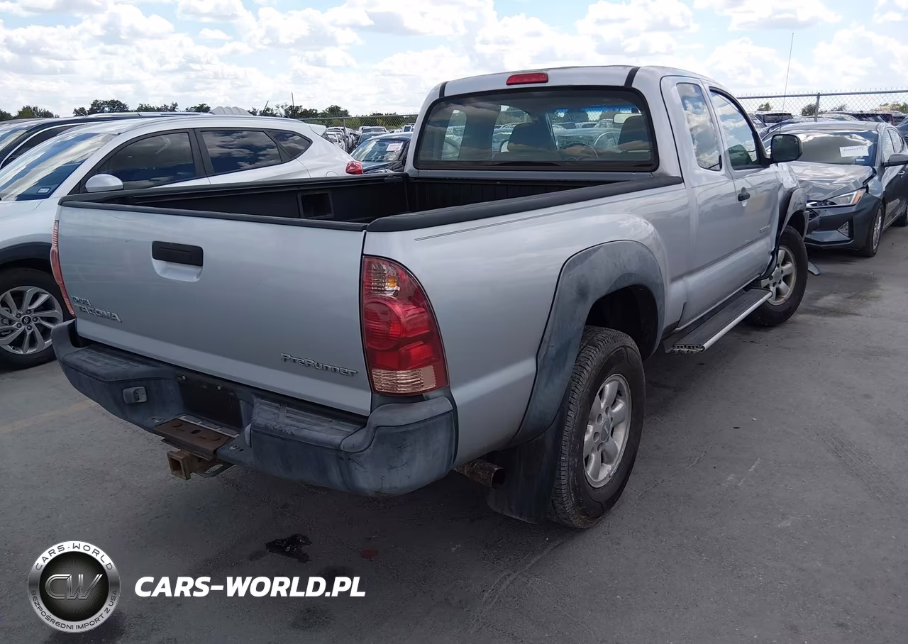 2007 Toyota Tacoma Prerunner VIN:5TETX62N67Z374160 - 4
