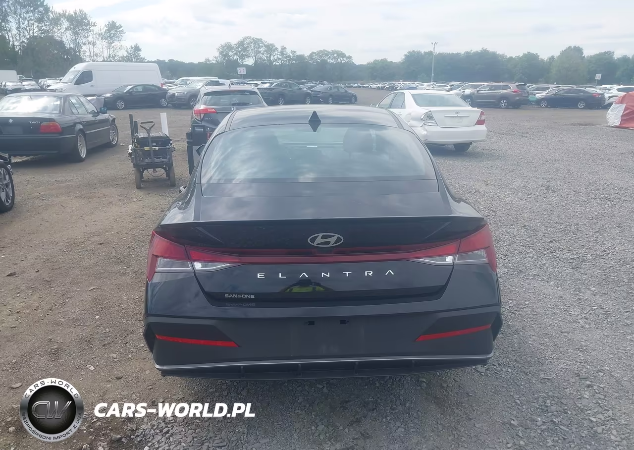 2026 Hyundai Elantra Sel Sport VIN:KMHLM4DG9TU224022 - 16