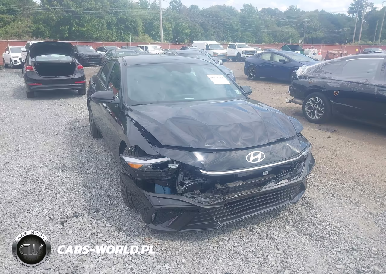2026 Hyundai Elantra Sel Sport VIN:KMHLM4DG9TU224022 - 17
