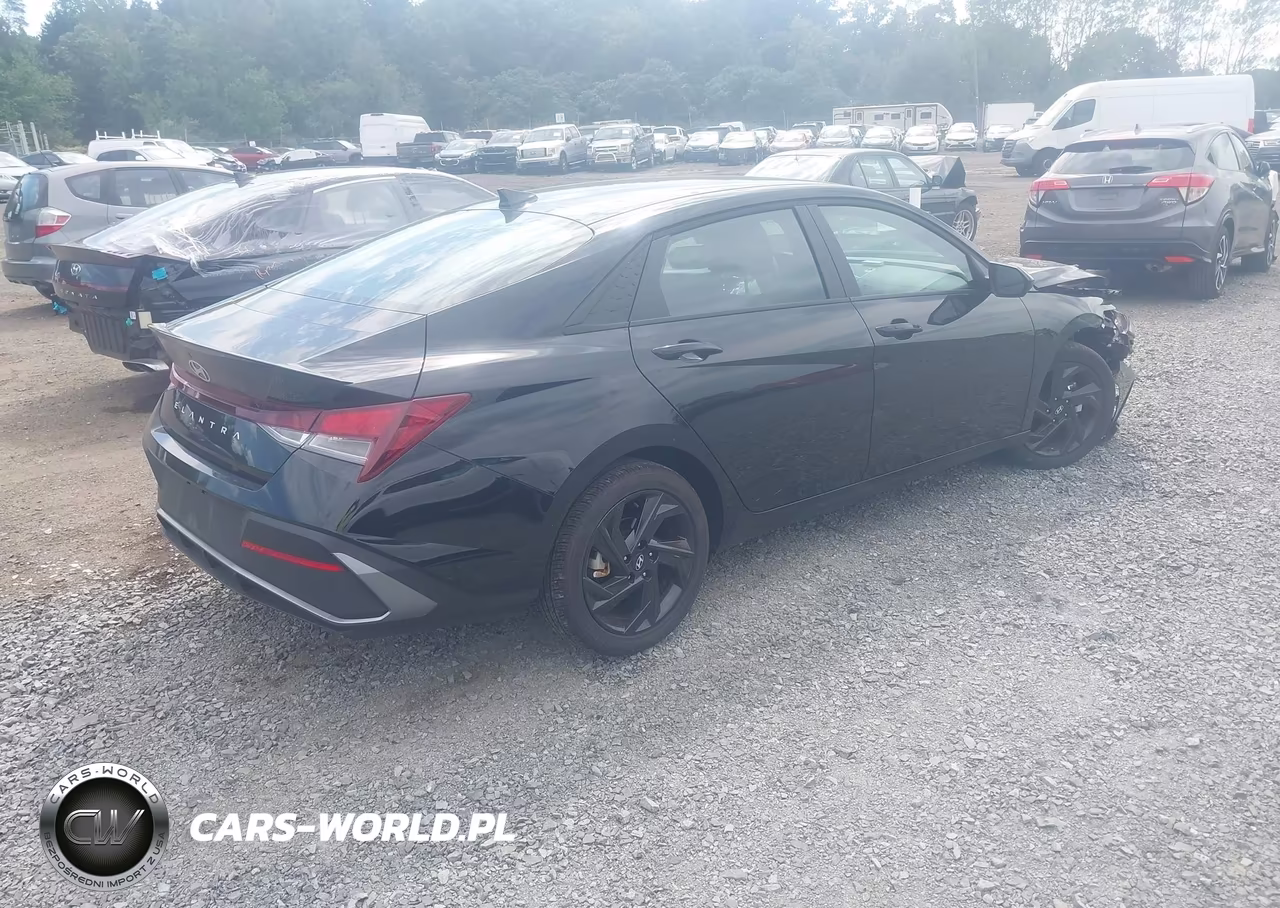 2026 Hyundai Elantra Sel Sport VIN:KMHLM4DG9TU224022 - 4