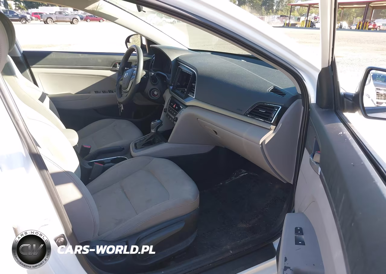 2017 Hyundai Elantra Se VIN:5NPD74LF6HH130528 - 5