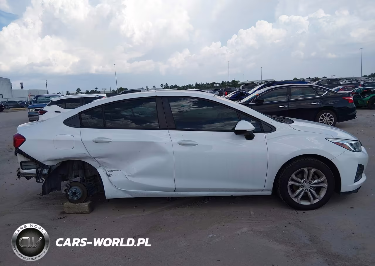 2019 Chevrolet Cruze Ls VIN:1G1BC5SM3K7127535 - 14