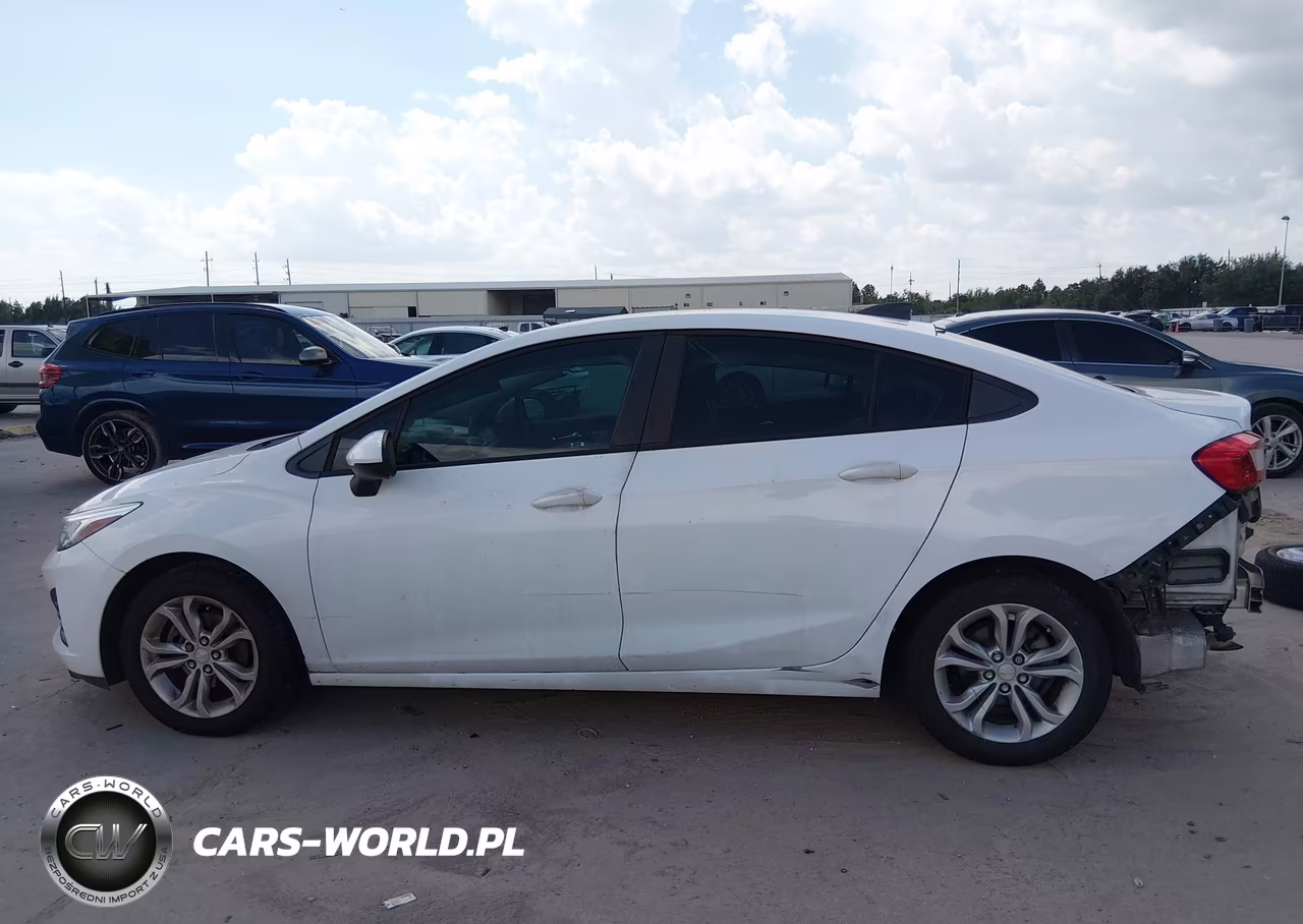 2019 Chevrolet Cruze Ls VIN:1G1BC5SM3K7127535 - 15