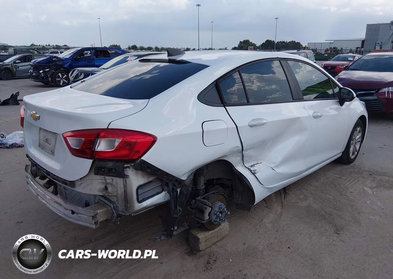 2019 Chevrolet Cruze Ls VIN:1G1BC5SM3K7127535 - 4