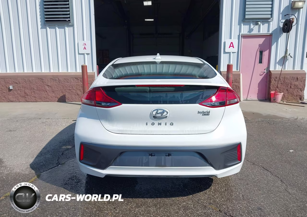 2020 Hyundai Ioniq Hybrid Blue VIN:KMHC65LC2LU233482 - 21