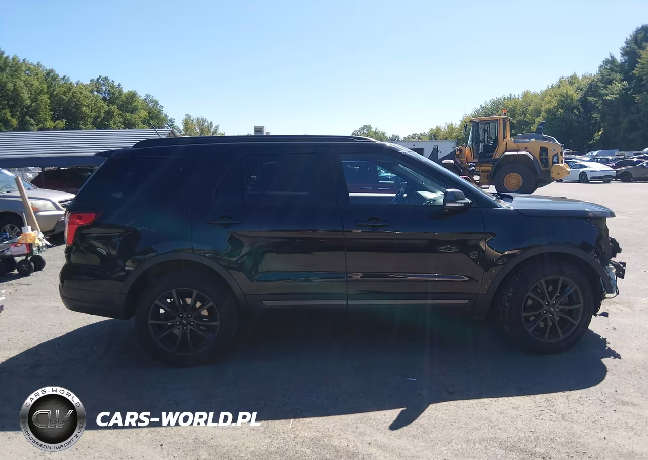 2018 Ford Explorer Xlt VIN:1FM5K8D81JGB05939 - 13
