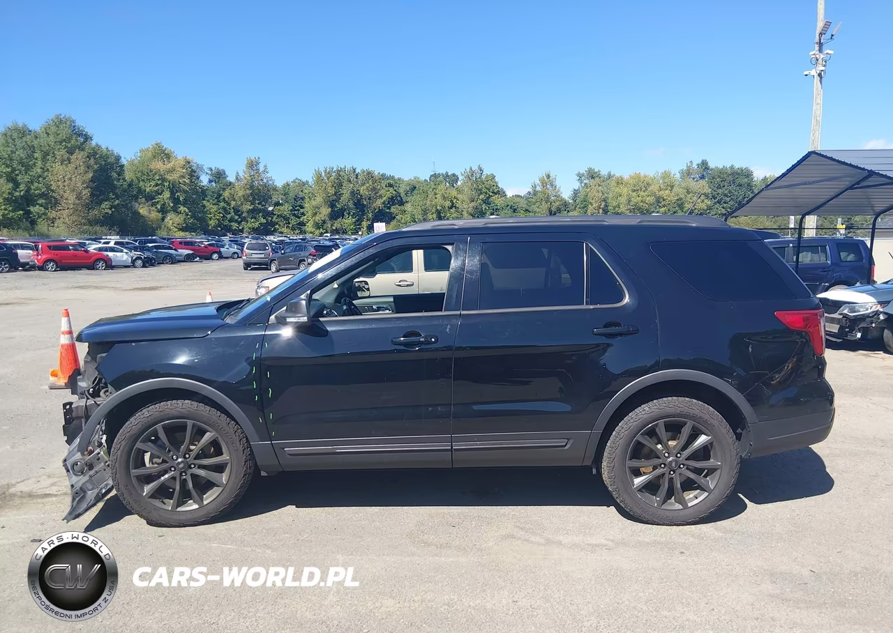 2018 Ford Explorer Xlt VIN:1FM5K8D81JGB05939 - 14