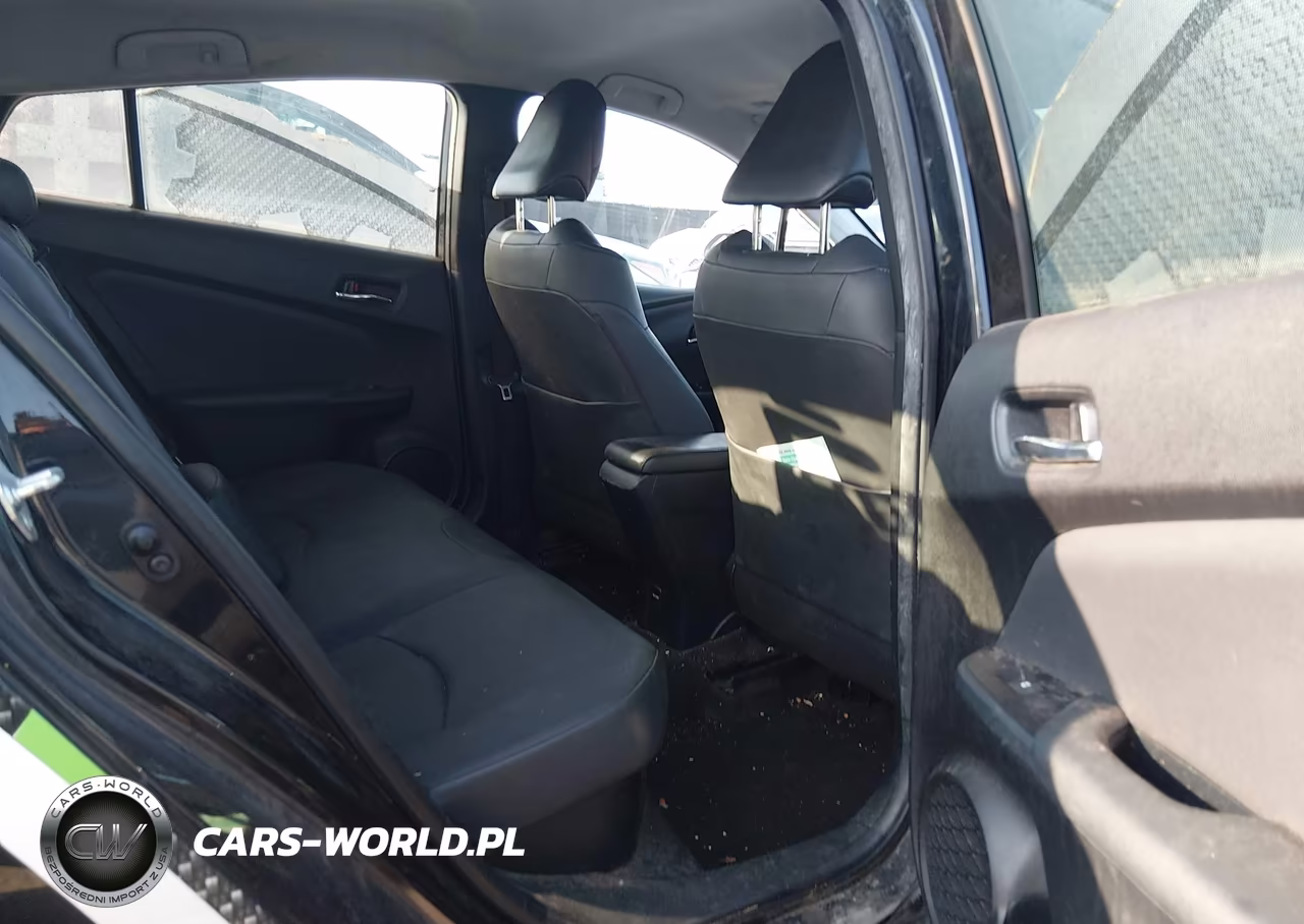 2016 Toyota Prius VIN:JTDKARFU4G3015470 - 8