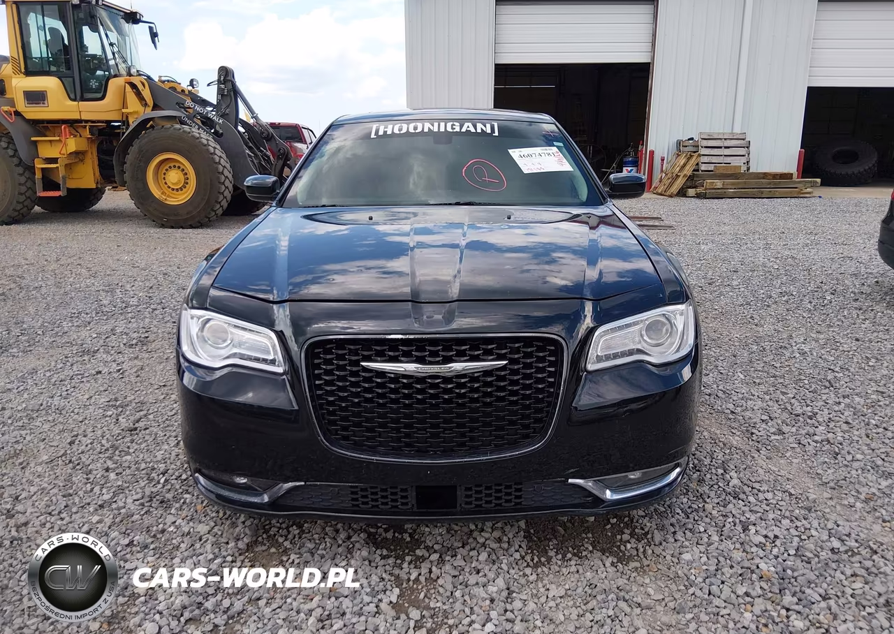 2016 Chrysler 300 Anniversary Edition VIN:2C3CCAAG1GH244014 - 12
