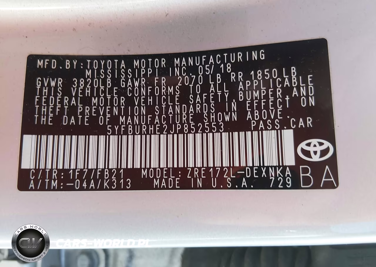 2018 Toyota Corolla Le VIN:5YFBURHE2JP852553 - 9