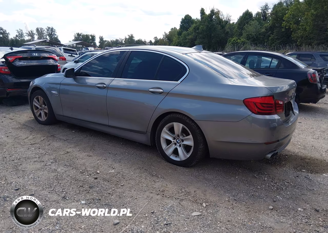 2012 BMW 528I xDrive VIN:WBAXH5C53CDW07581 - 3