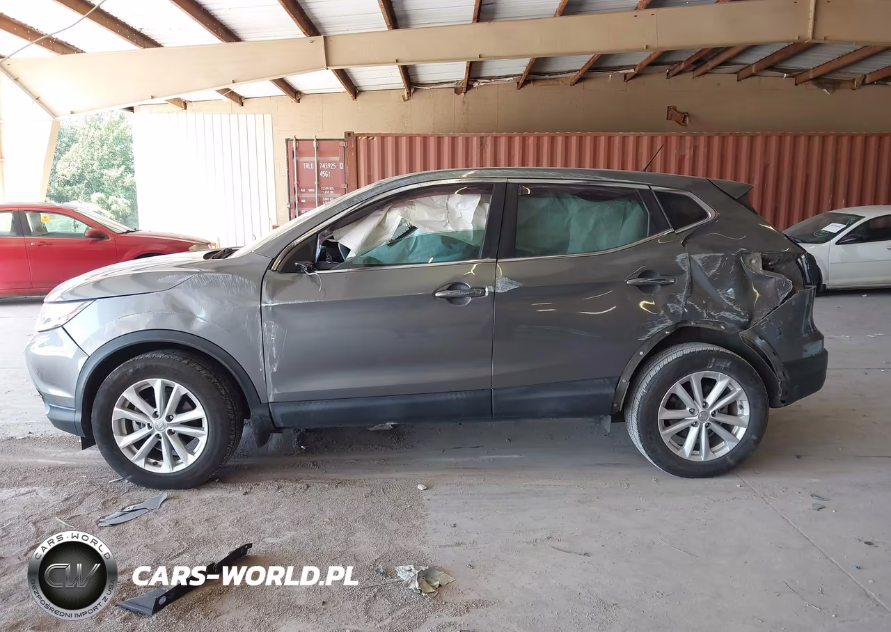 2018 Nissan Rogue Sport S VIN:JN1BJ1CP0JW186208 - 15