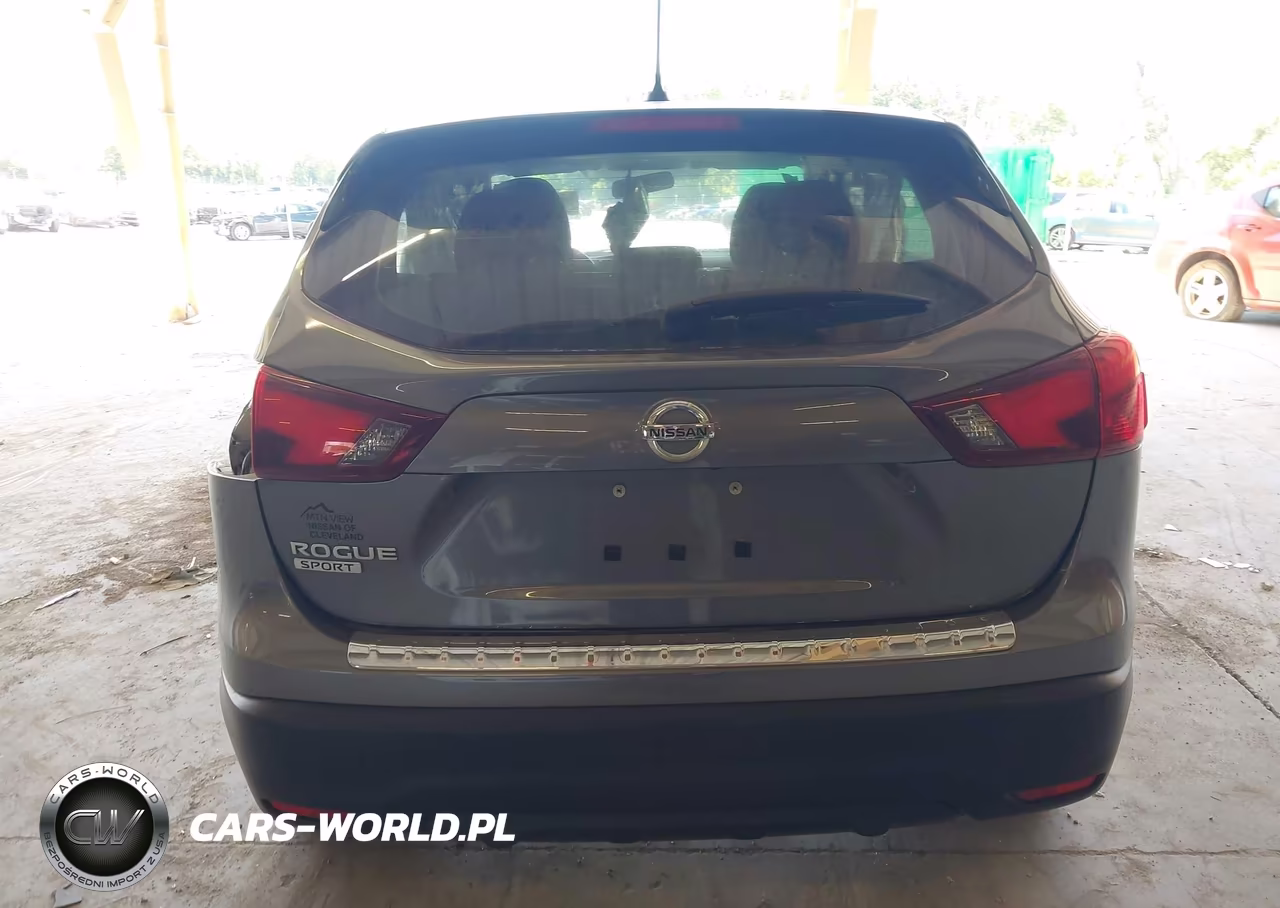 2018 Nissan Rogue Sport S VIN:JN1BJ1CP0JW186208 - 17