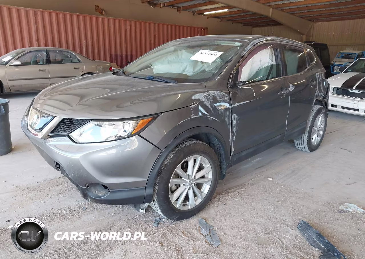 2018 Nissan Rogue Sport S VIN:JN1BJ1CP0JW186208 - 2