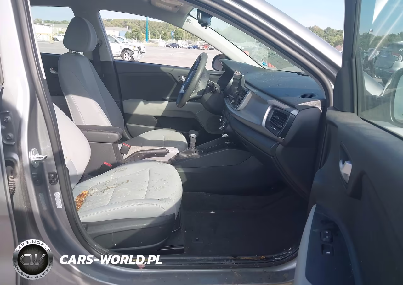 2021 Kia Rio 5-Door S VIN:3KPA25AD1ME406900 - 5