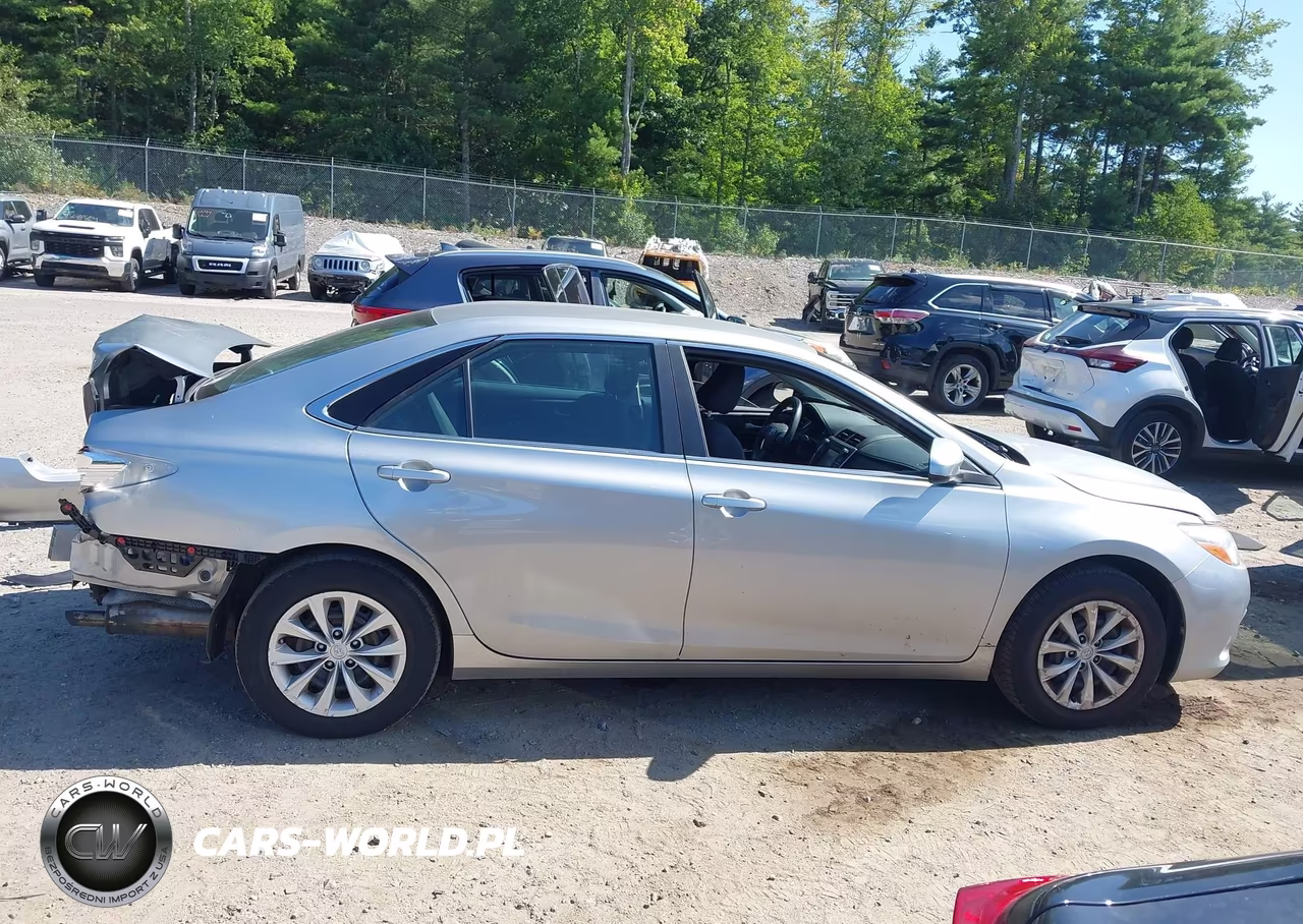 2016 Toyota Camry Le VIN:4T4BF1FK4GR540574 - 14