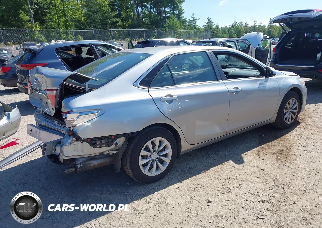 2016 Toyota Camry Le VIN:4T4BF1FK4GR540574 - 4