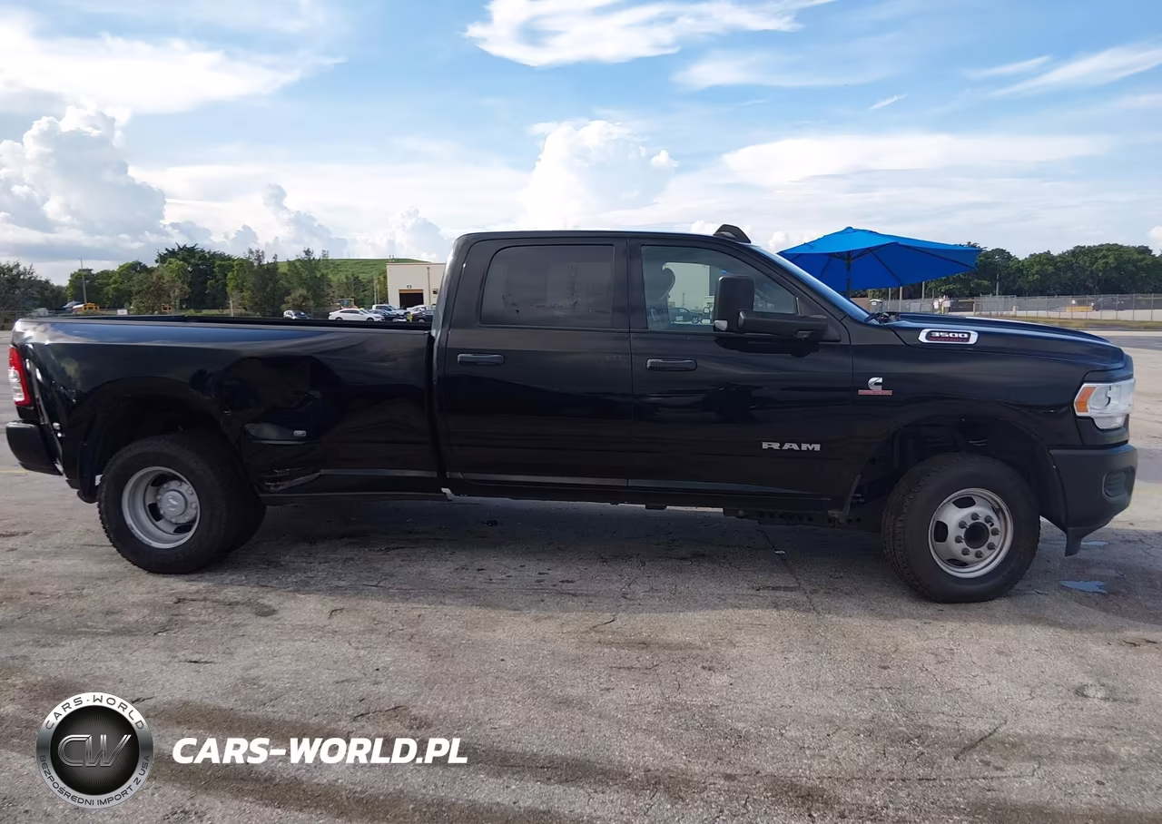 2022 Ram 3500 Tradesman 4X4 8' Box VIN:3C63RRGL5NG420483 - 15