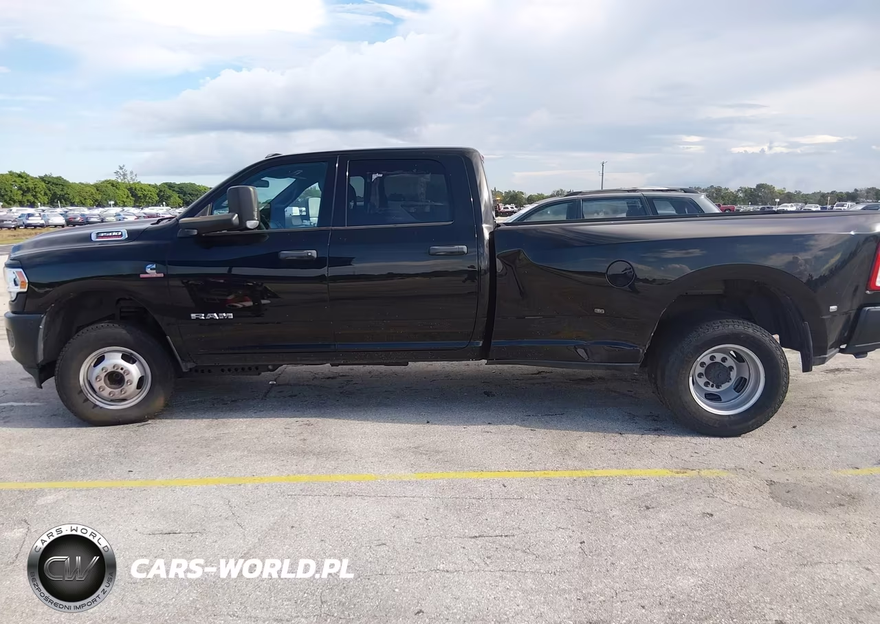 2022 Ram 3500 Tradesman 4X4 8' Box VIN:3C63RRGL5NG420483 - 16