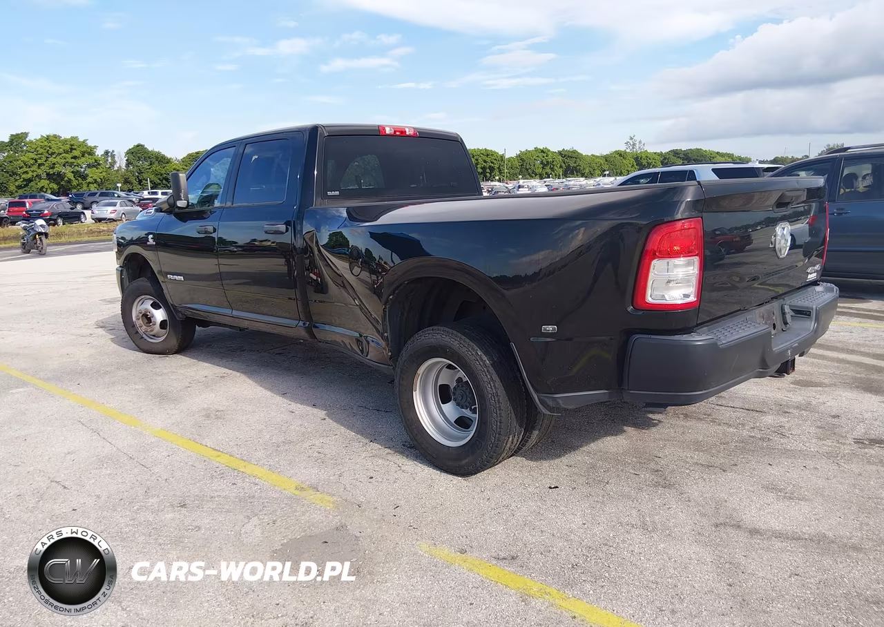 2022 Ram 3500 Tradesman 4X4 8' Box VIN:3C63RRGL5NG420483 - 3