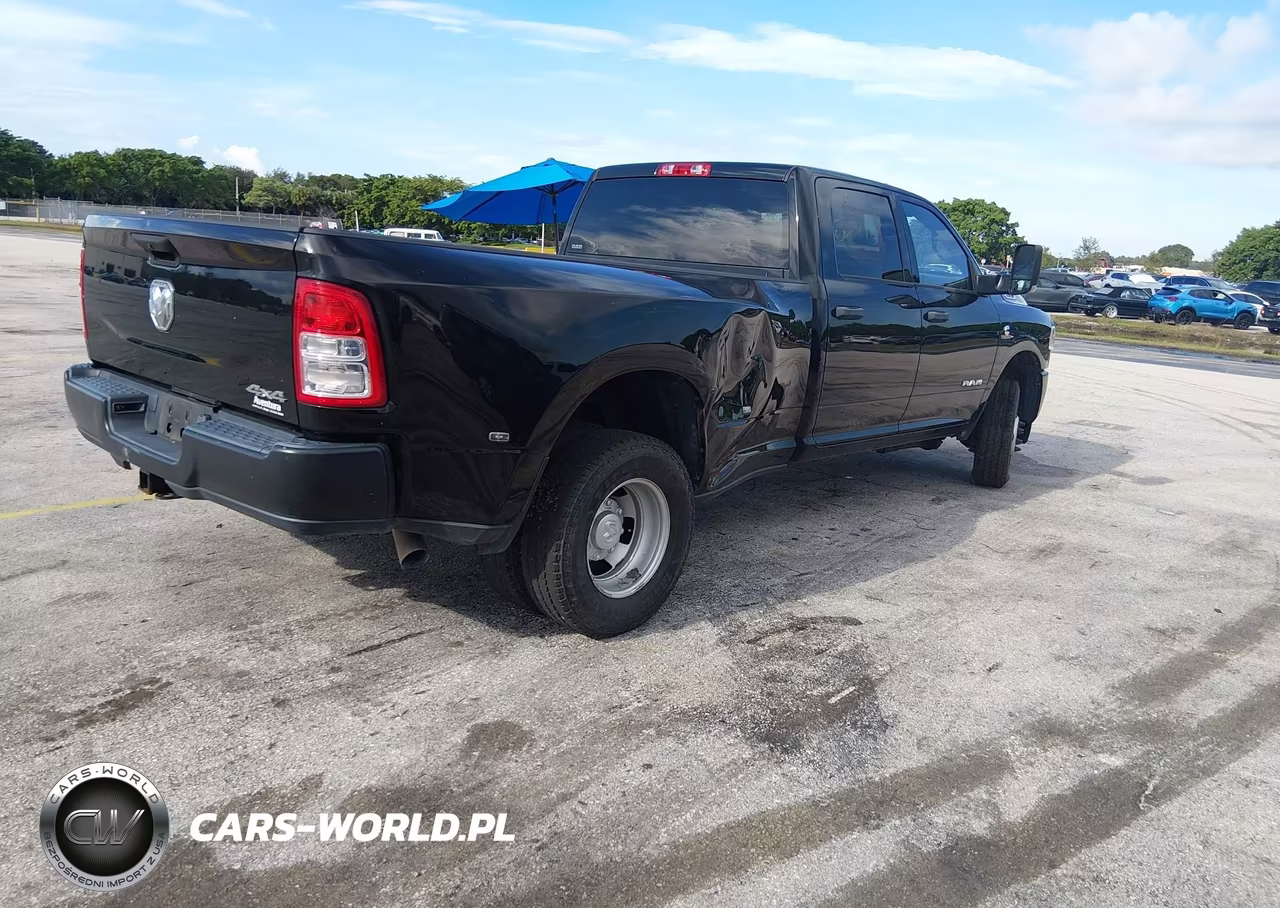 2022 Ram 3500 Tradesman 4X4 8' Box VIN:3C63RRGL5NG420483 - 4