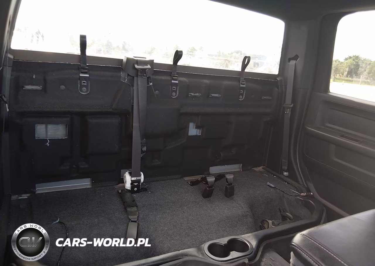 2022 Ram 3500 Tradesman 4X4 8' Box VIN:3C63RRGL5NG420483 - 7