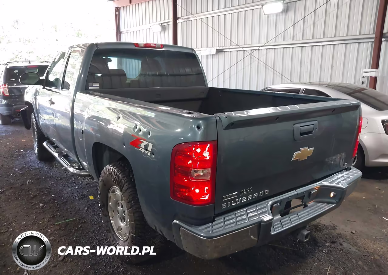 2011 Chevrolet Silverado 1500 Lt VIN:1GCRKSE37BZ274407 - 3