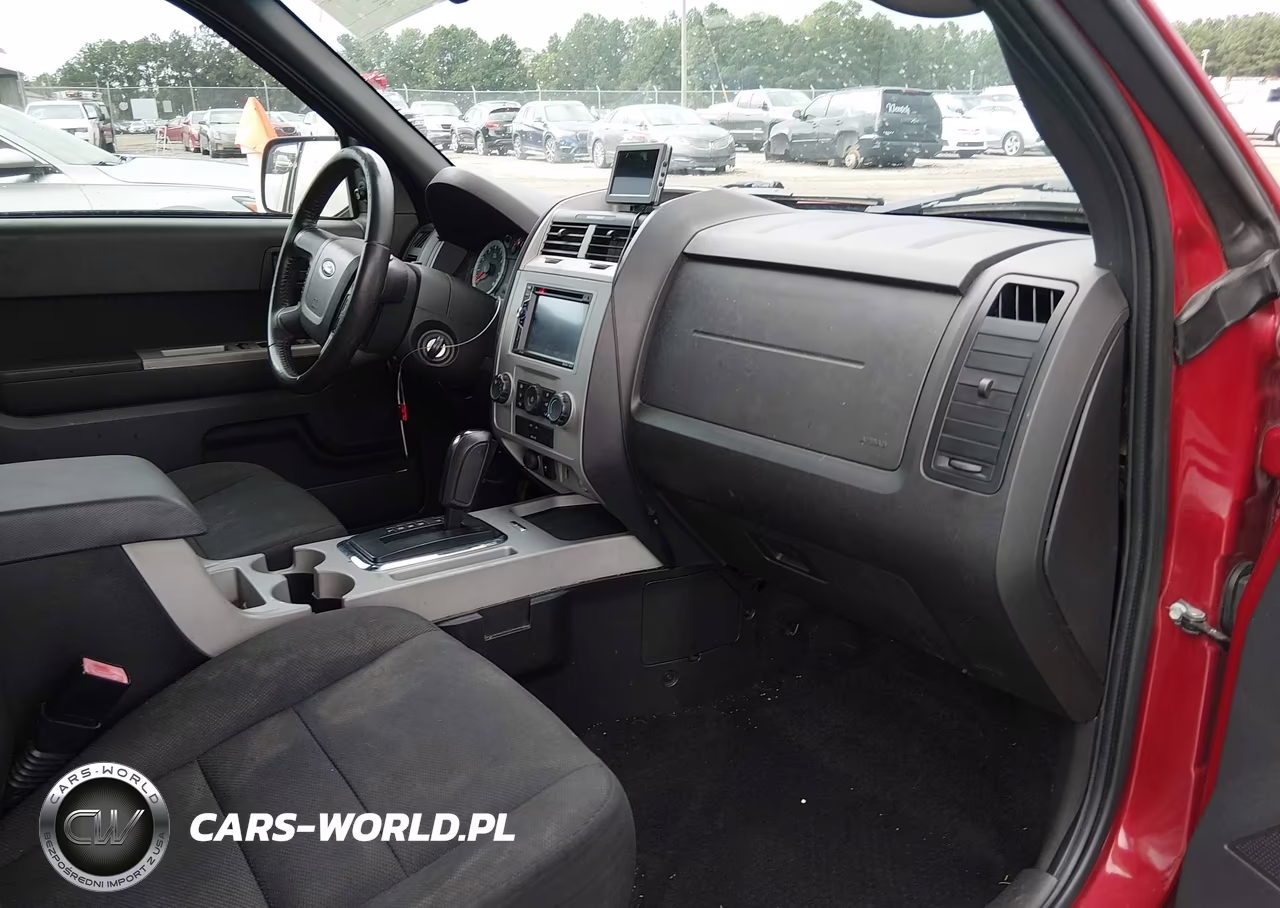 2010 Ford Escape Xlt VIN:1FMCU0D78AKA55757 - 5