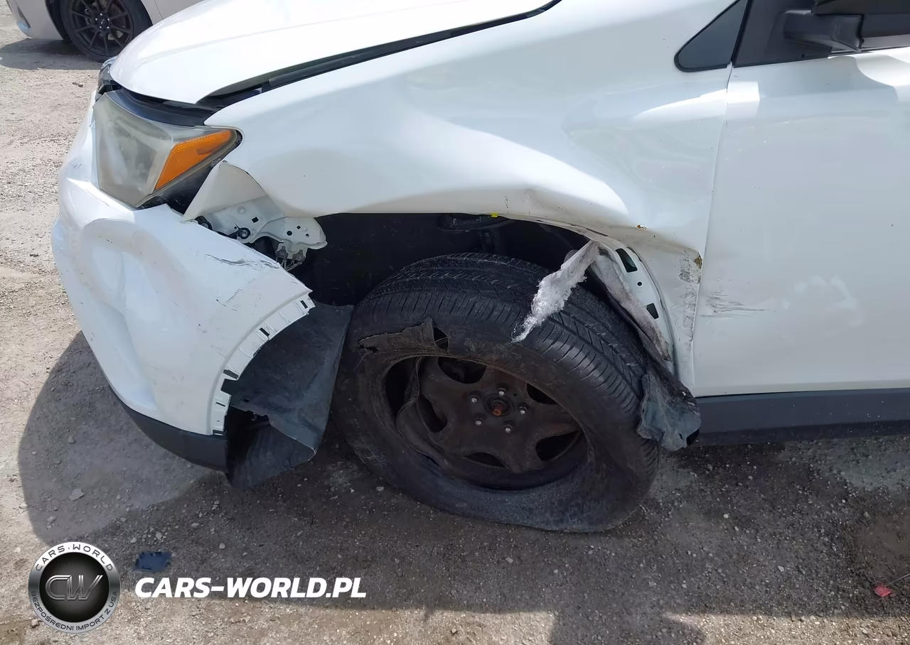 2018 Toyota Rav4 Le VIN:JTMBFREV1JJ194632 - 6