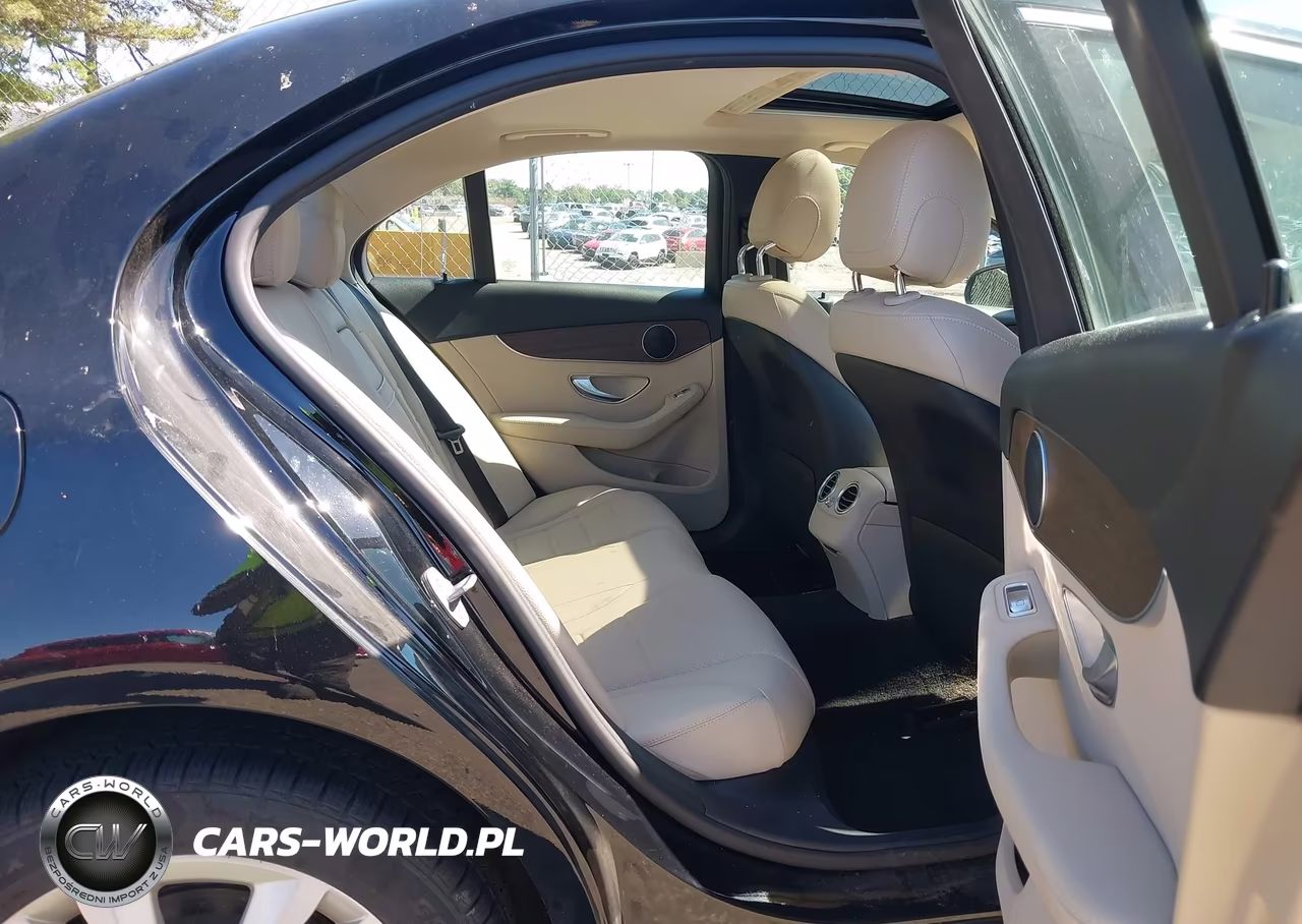 2019 Mercedes-Benz C 300 4Matic VIN:55SWF8EB1KU282752 - 8